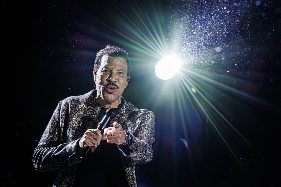 Lionel Richie has had multiple health scares amid his current co-headlining tour with Earth, Wind & Fire.