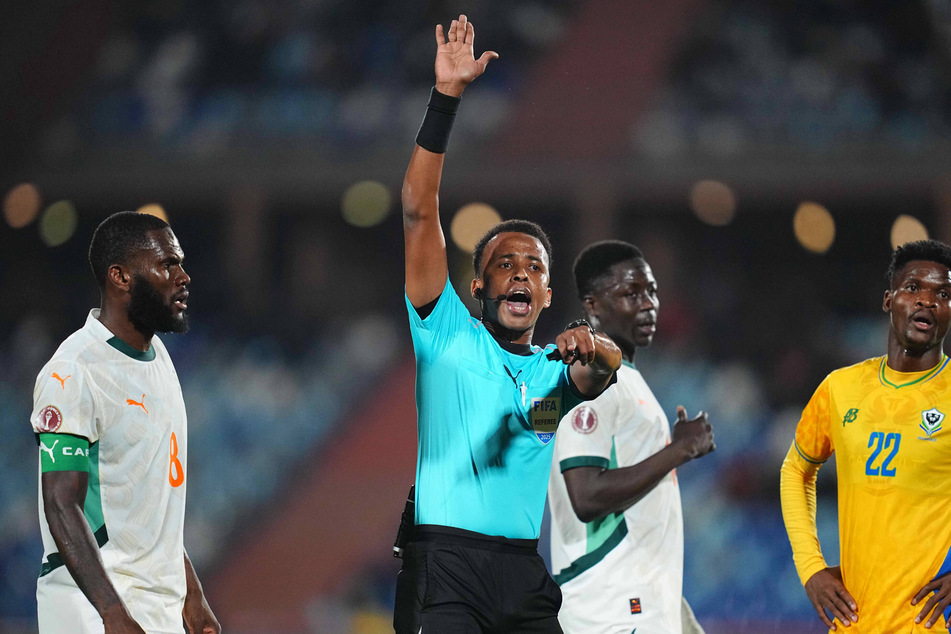 Omar Artan gestures during the Africa Cup Of Nations match between Gabon and Ivory Coast at Marrakesh Stadium on December 31, 2025.