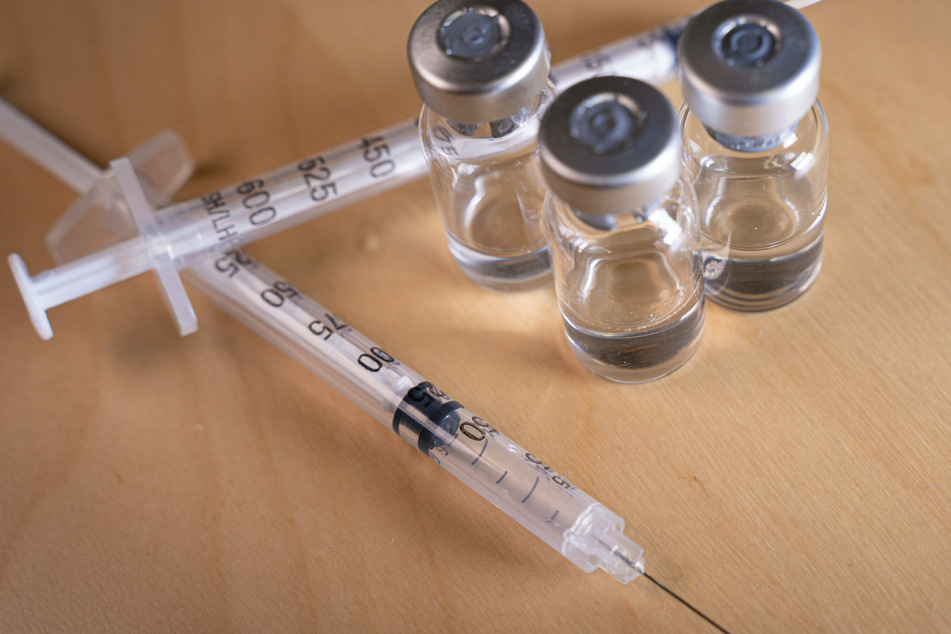 Booster shots vital in fight against Omicron, new study shows
