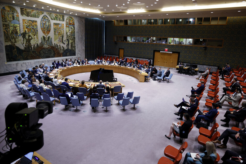 US envoy furiously storms out of UN meeting after France compares America to North Korea: "Politicized drivel!"