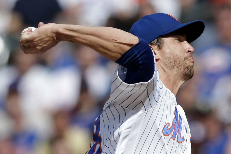 DeGrom throwing a pitch in the second inning against the Philadelphia Phillies.