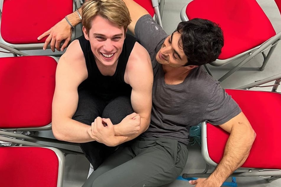 Nicholas Galitzine (l.) and Taylor Zakhar Perez (r.) will lead the film adaptation of Red, White & Royal Blue.