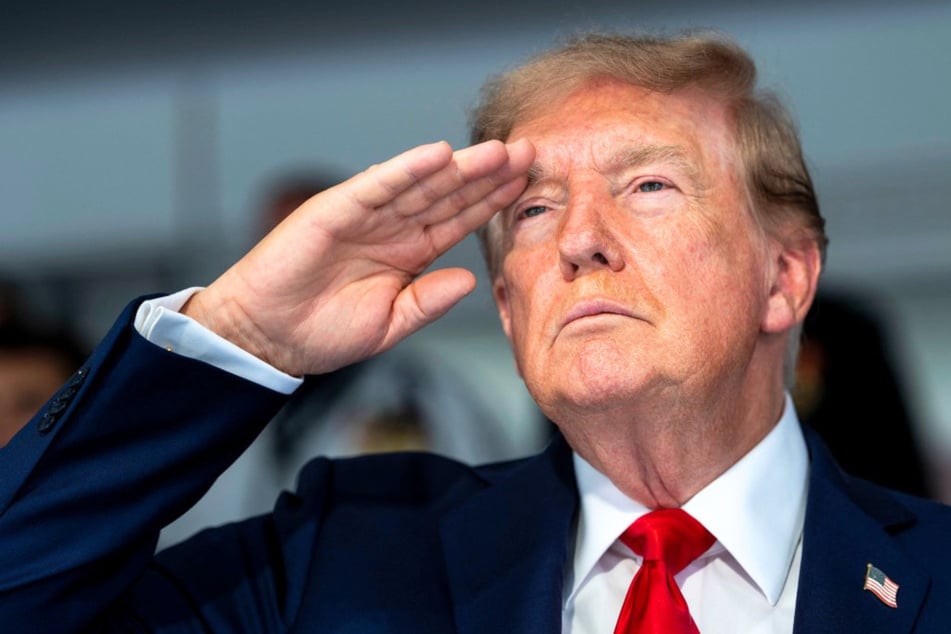 Trump admin. suggests $103k fee for employers hiring foreign workers – with proceeds funding ICE