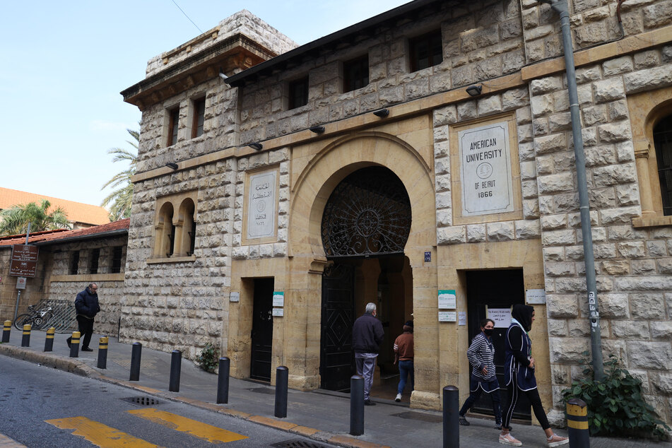 American University of Beirut moves to online learning after Iran threats
