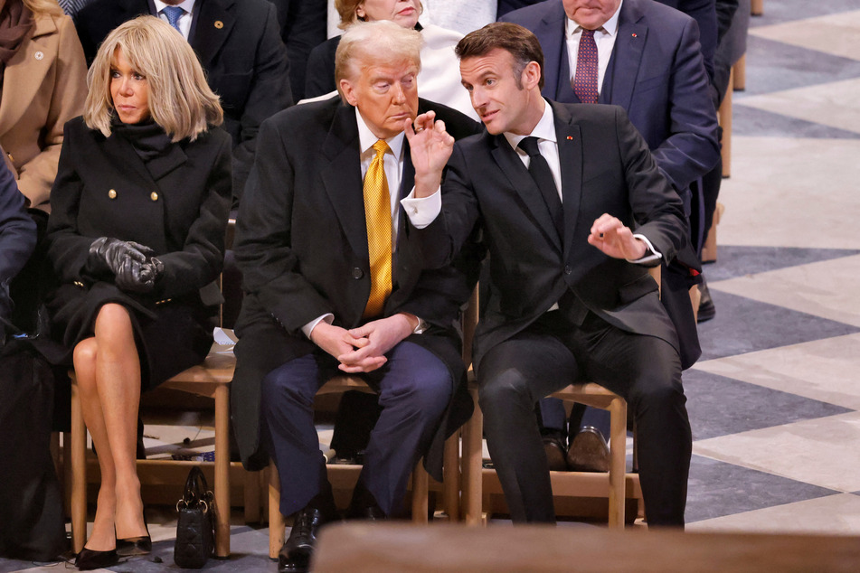 Trump also praised French President Emmanuel Macron (r.), whom he met in Paris for the re-opening ceremony of the Notre Dame cathedral.