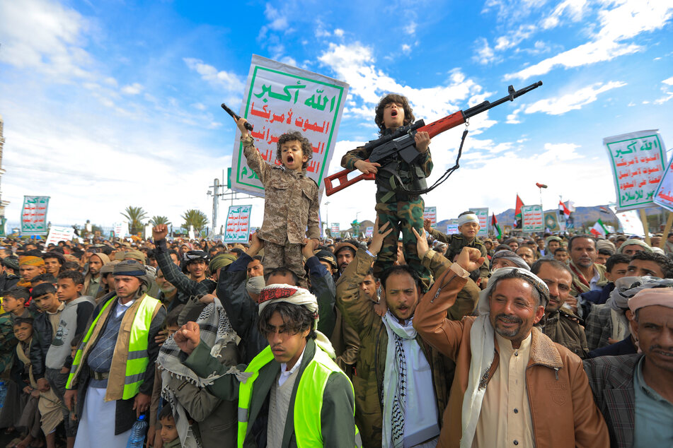 Houthis missile attacks on Israel spark fear that Middle East war will spread further