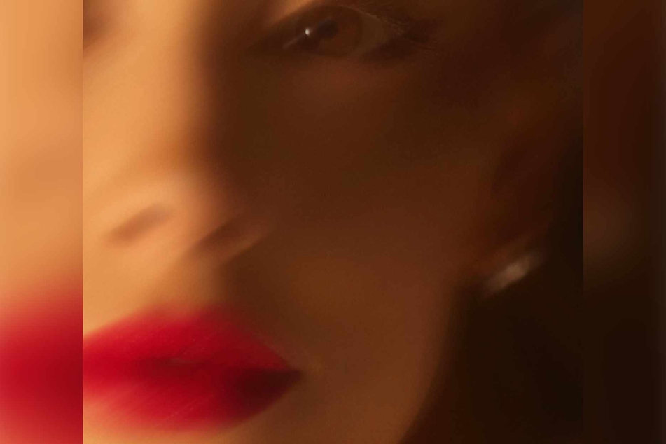 Ariana Grande just gave fans some monumental updates on her new album!