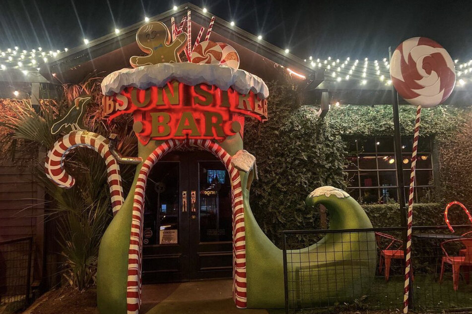 Gibson Street Bar on South Lamar has gone all out for the holidays.