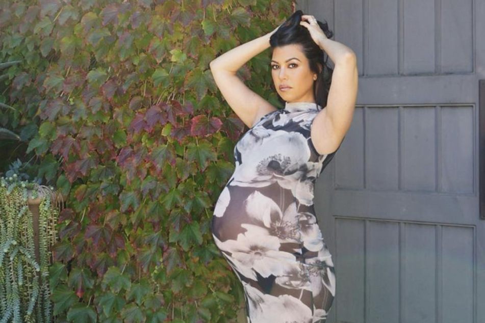 Kourtney Kardashian continued kicking off the Halloween season with more festive pics on Wednesday.