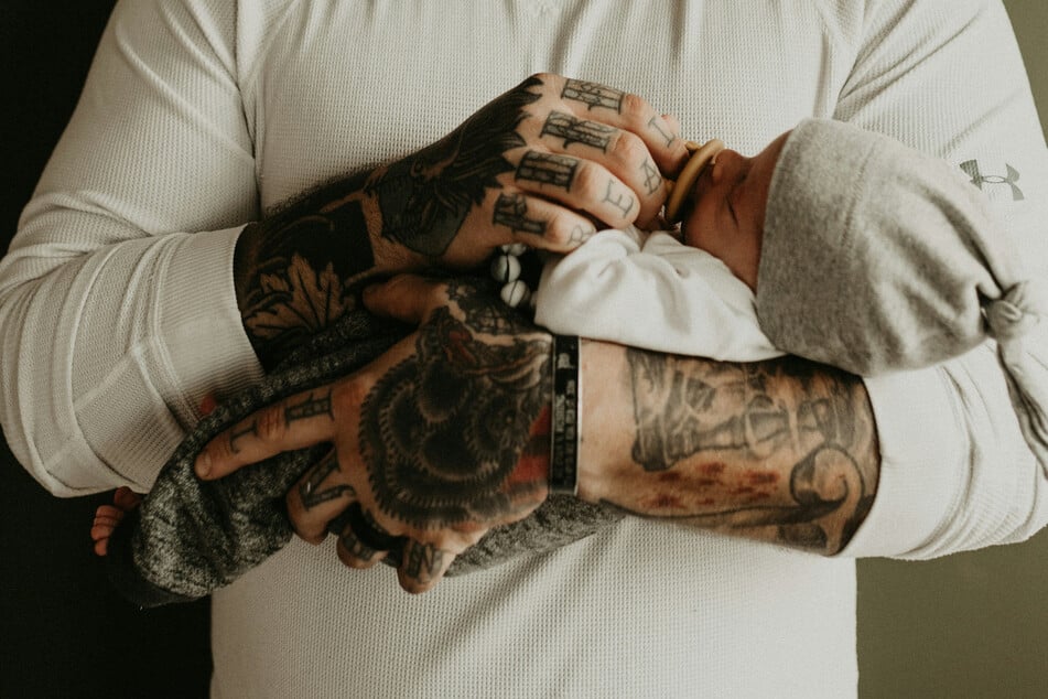 Parents appear to tattoo distressed, screaming baby in disturbing video