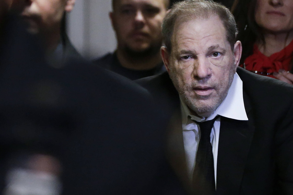 Harvey Weinstein says he's going blind and shouldn't leave New York jail
