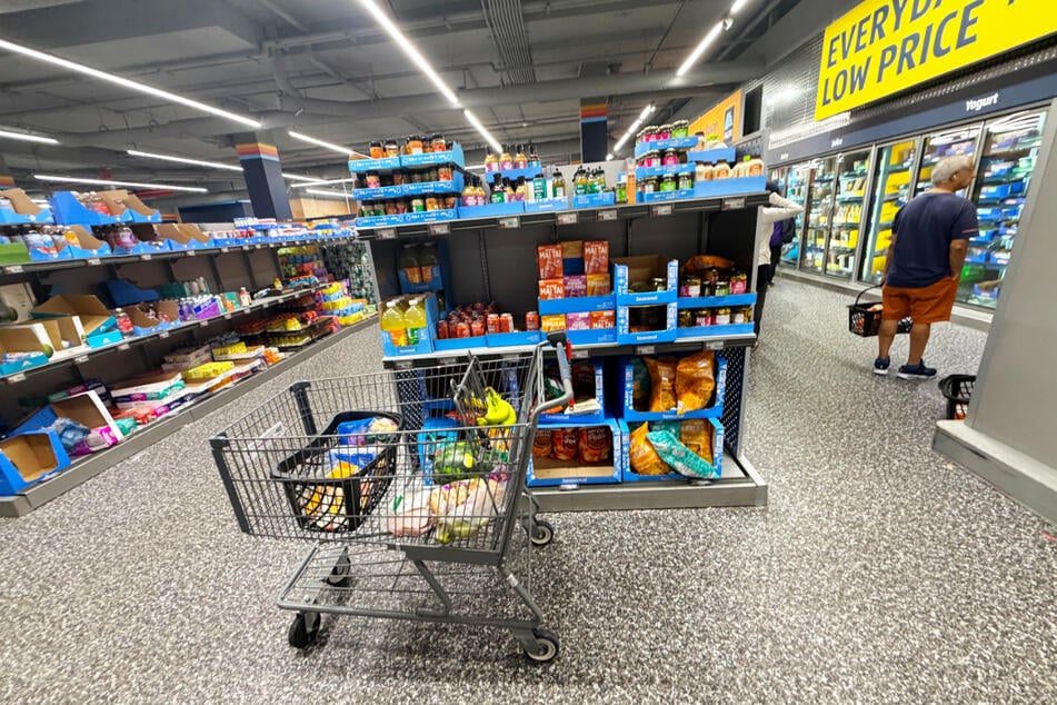 Aldi fans have a busy Monday, October 12 ahead with new great deals hitting the shelves