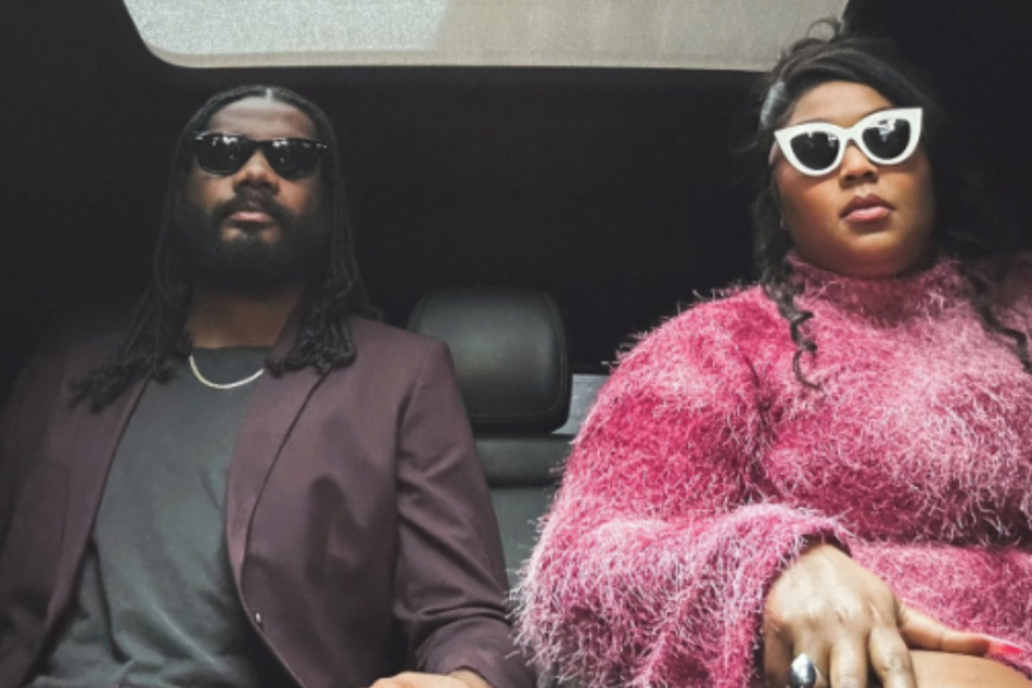 Lizzo says "oui" to Paris in latest viral clip from her Euro tour!
