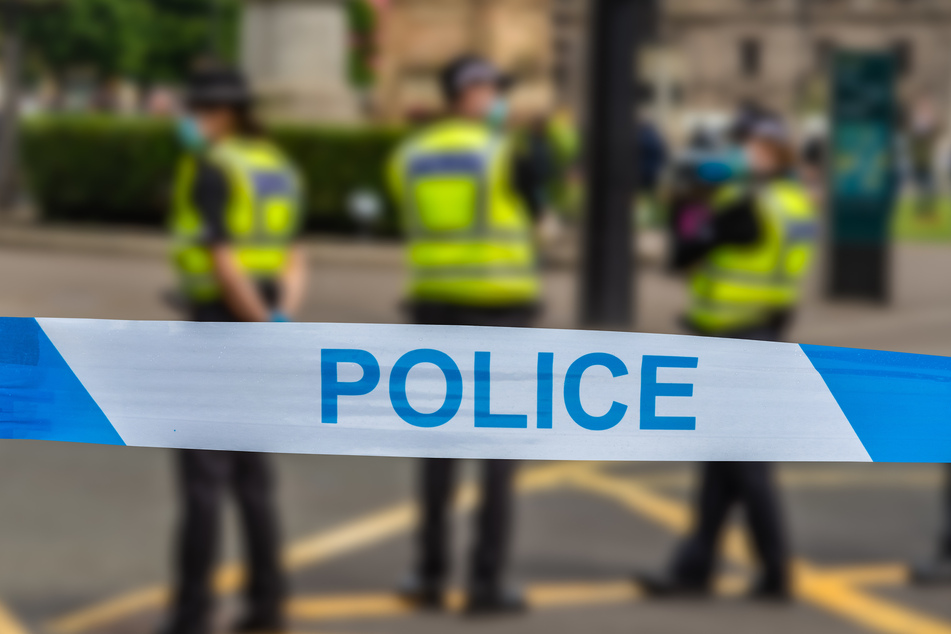 English teenager shot on his way to school