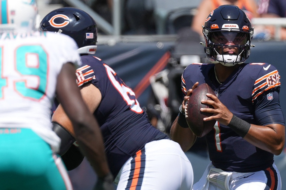 NFL: Top-rated rookie shines as the Bears beat the Dolphins