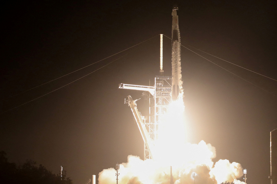 SpaceX's plans take a hit after FAA steps in to investigate launch "anomaly"