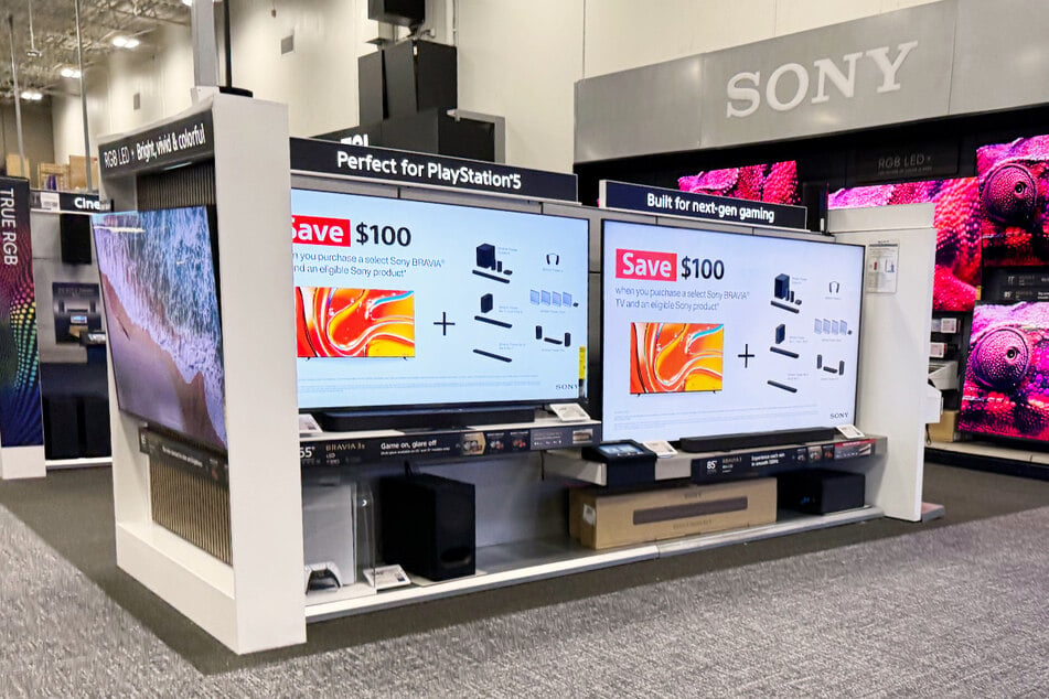 Best Buy has these great deals on the shelves this Thursday, September 3