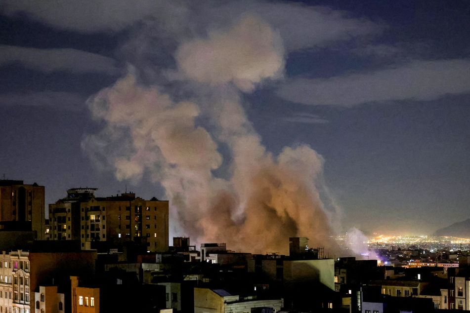 US-Israeli war on Iran: US destroys Revolutionary Guard headquarters as missile attack strikes Jerusalem