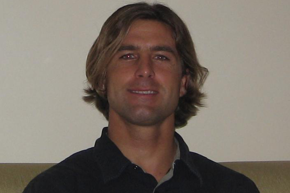 Surfer Heath Braddock jumped into action after he heard the Steve's frantic screams and saw the pool of blood.