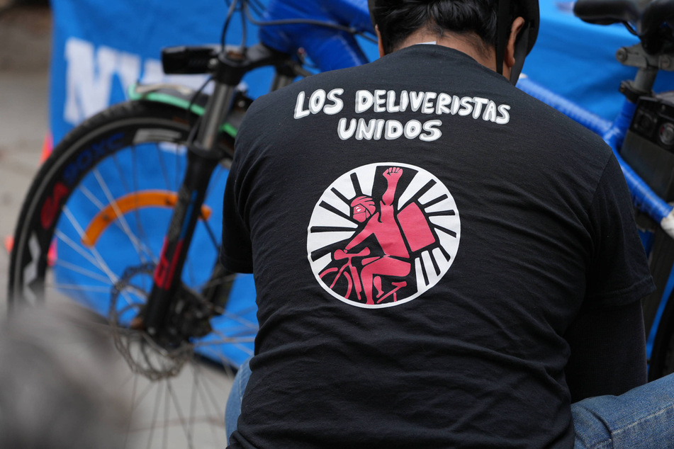 NYC delivery workers accuse DoorDash of wage theft!
