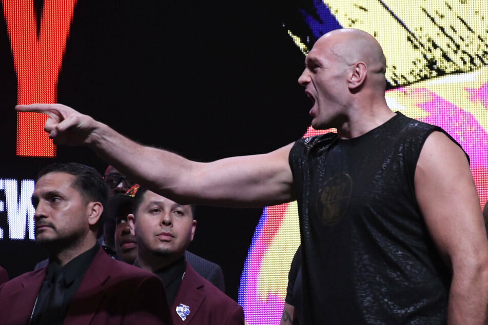 Fury's positive Covid test puts his big heavyweight rematch against Wilder on-hold