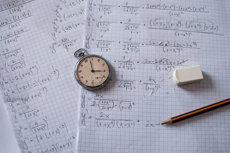 A new study suggests that mild electrical stimulation can boost arithmetic performance – and offers fresh insight into the brain mechanisms behind mathematical ability.