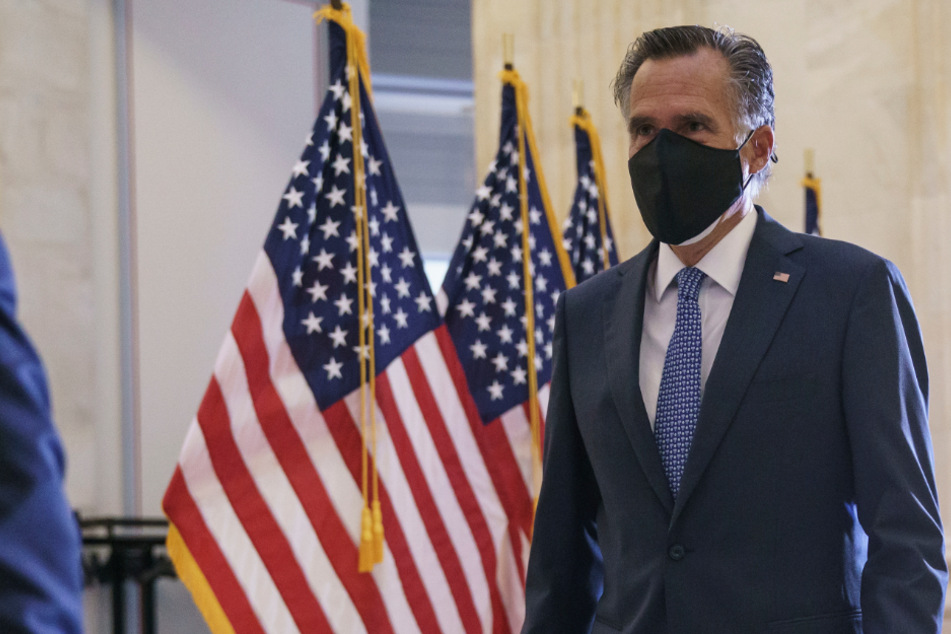 Mitt Romney attacks Donald Trump on Twitter: "He failed"