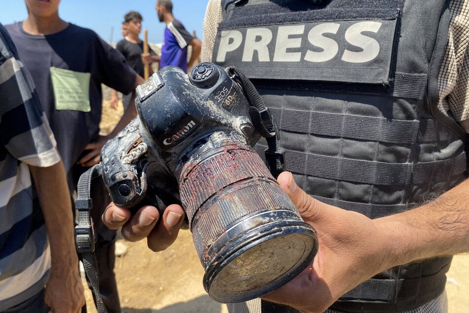 International media stage front page protest over Gaza journalist killings