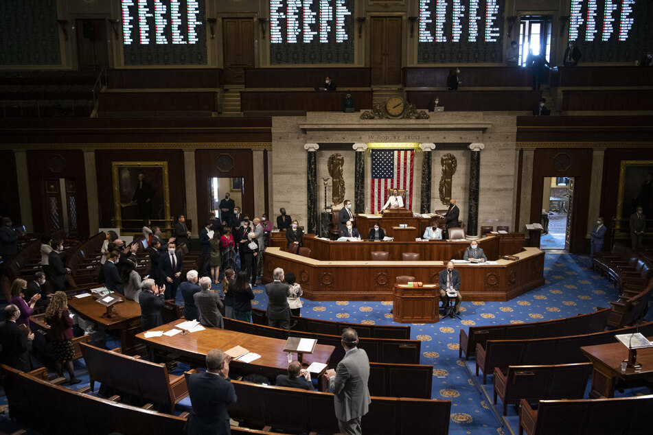 Texas wins out over California in significant reshuffle of congressional seats