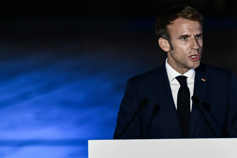 France recalls ambassadors to US and Australia over submarine spat