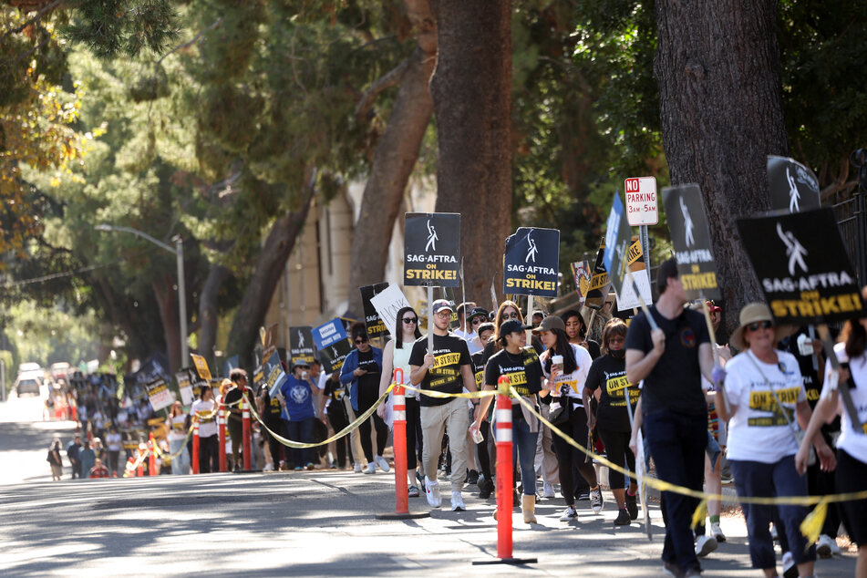 SAG-AFTRA shoots down "final" offer from Hollywood studios amid major sticking point