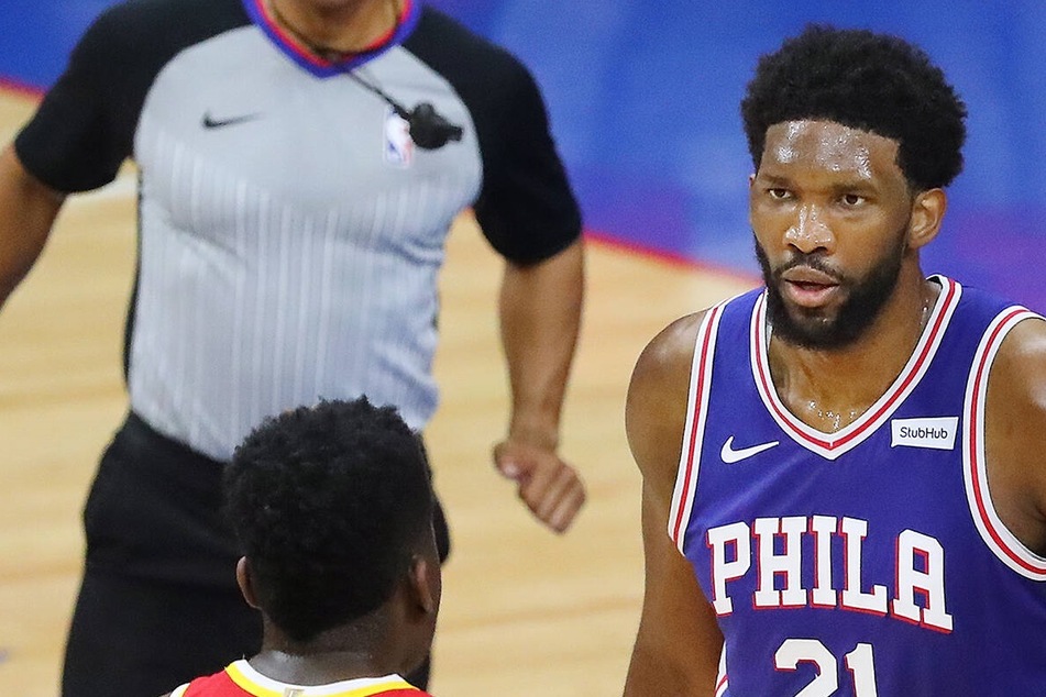 NBA: Sixers stifle the Warriors with strong defense to snatch the win