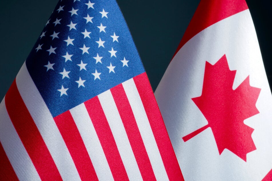 Republican senator demands that Canada pay the US $300 billion for defense shortfalls