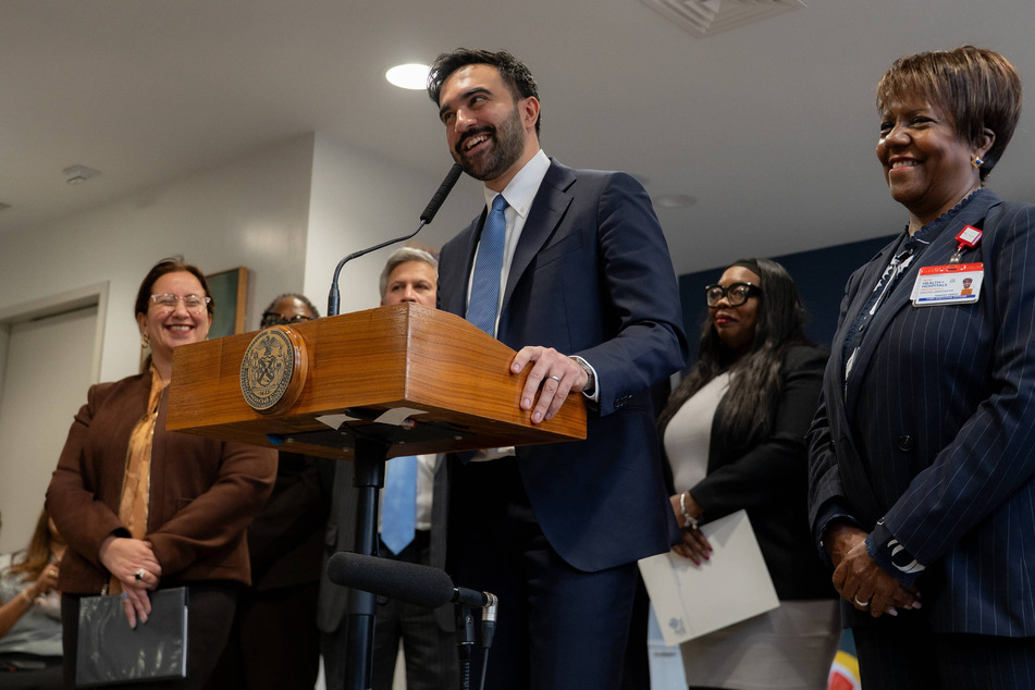 Zohran Mamdani announces new health clinics for New York City's youth