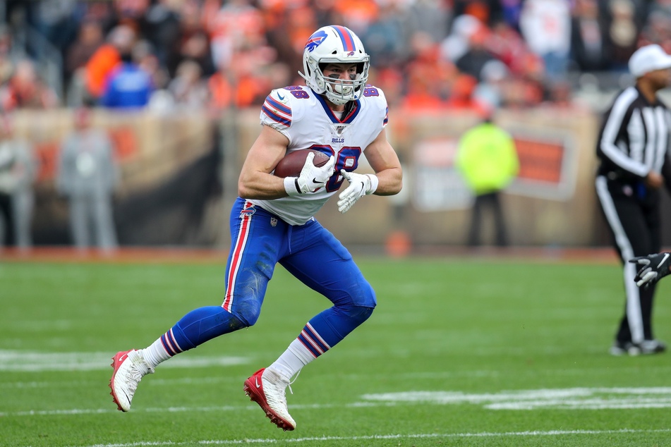 Bills tight end Dawson Knox became the franchise leader in TD catches with two on Thursday night.
