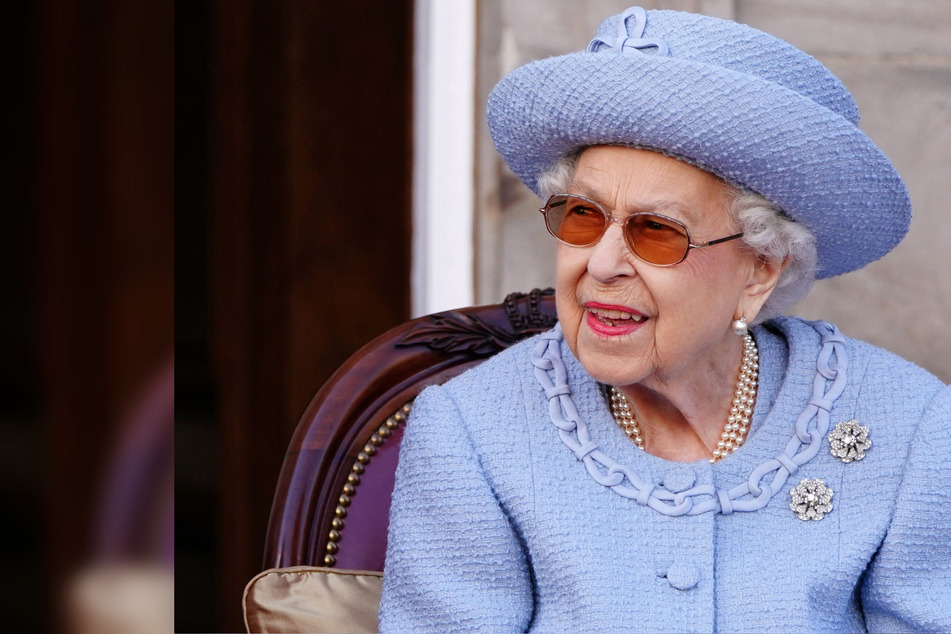 Crossbow-wielding man admits he tried to kill the Queen