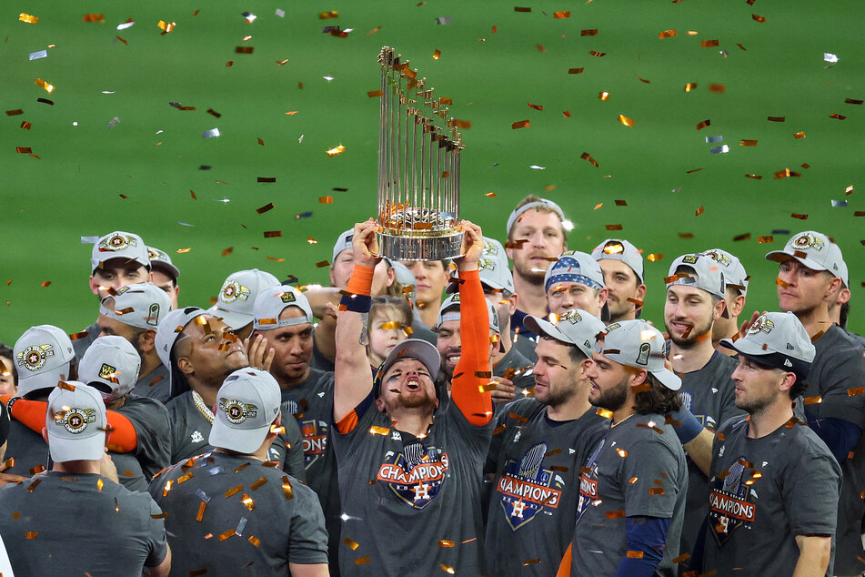 Houston Astros win the 2022 World Series as Dusty Baker claims his first MLB ring!