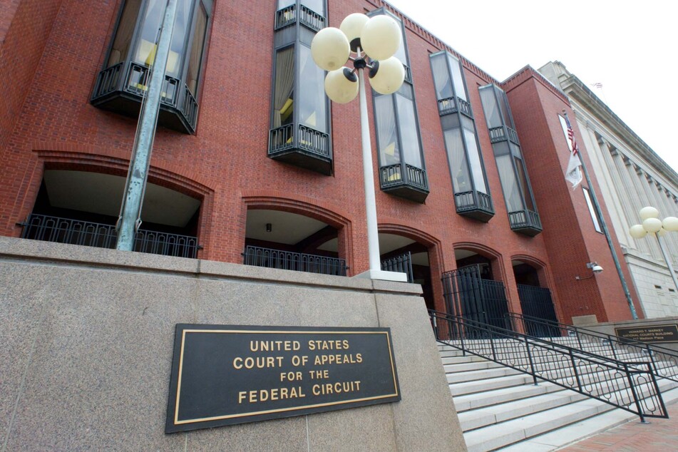 Oldest federal judge suspended amid growing concerns over mental fitness
