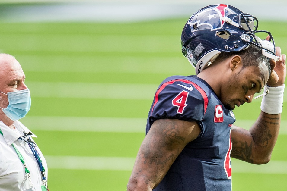NFL: Deshaun Watson sinking deeper into hot water as two women add new abuse allegations