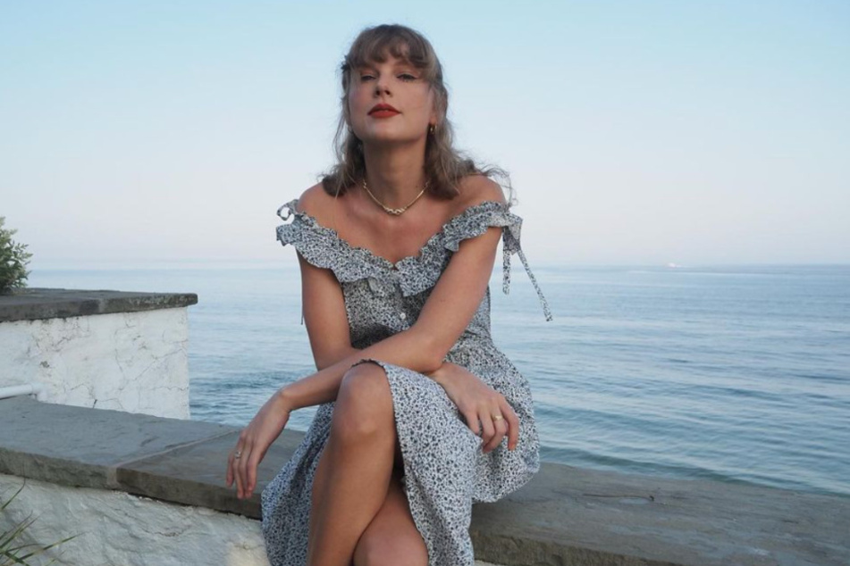 Taylor Swift fans are convinced something is happening on the Fourth of July!