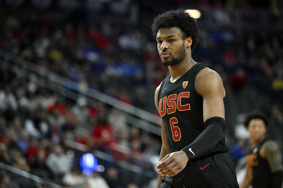 Will Bronny James' NBA Draft stock be hurt by March Madness absence?