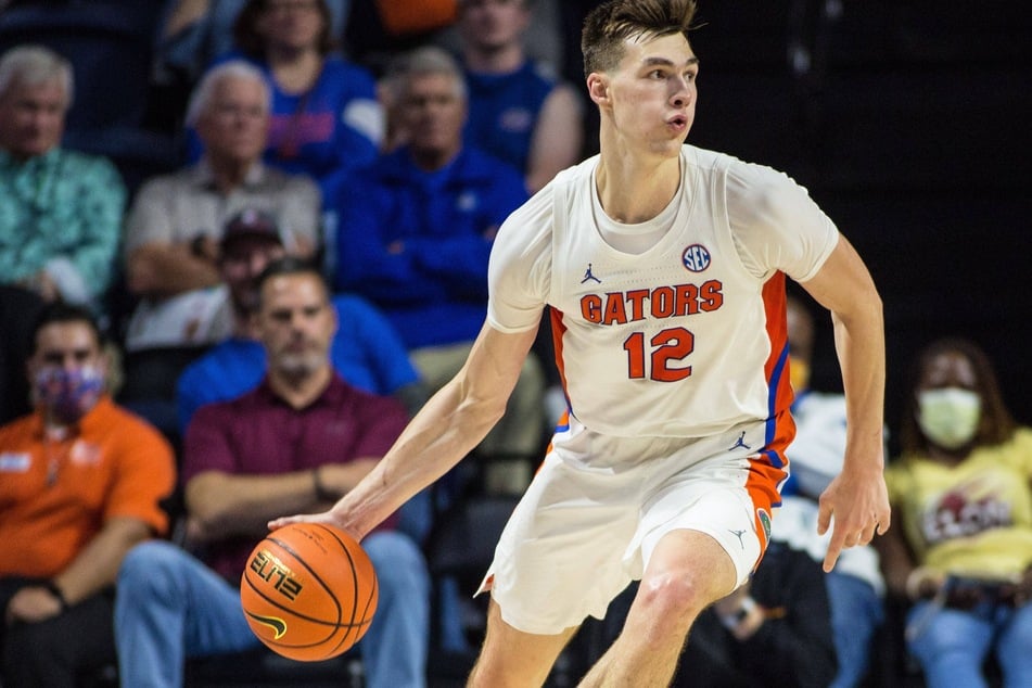 Gators forward Colin Castleton scored 15 points against Florida State on Sunday.