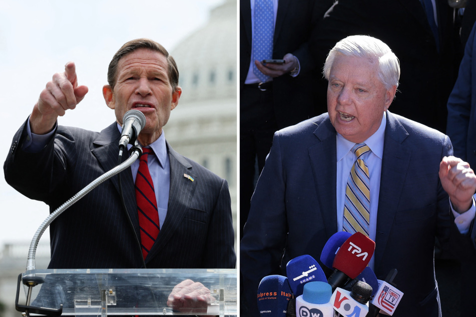 Bipartisan Senate bill threatening massive sanctions for Russia has overwhelming backing