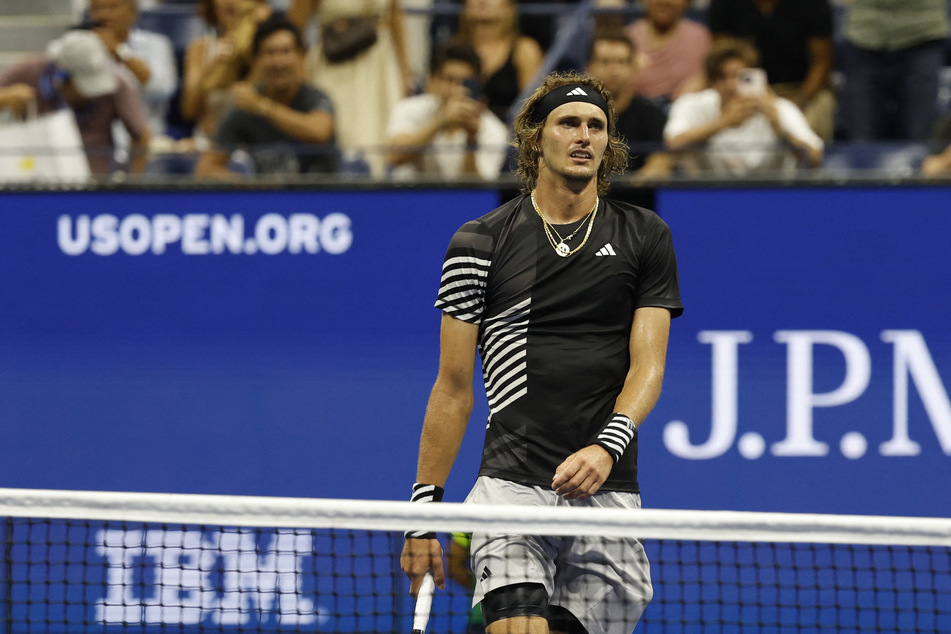 US Open spectator kicked out after Nazi anthem scandal!