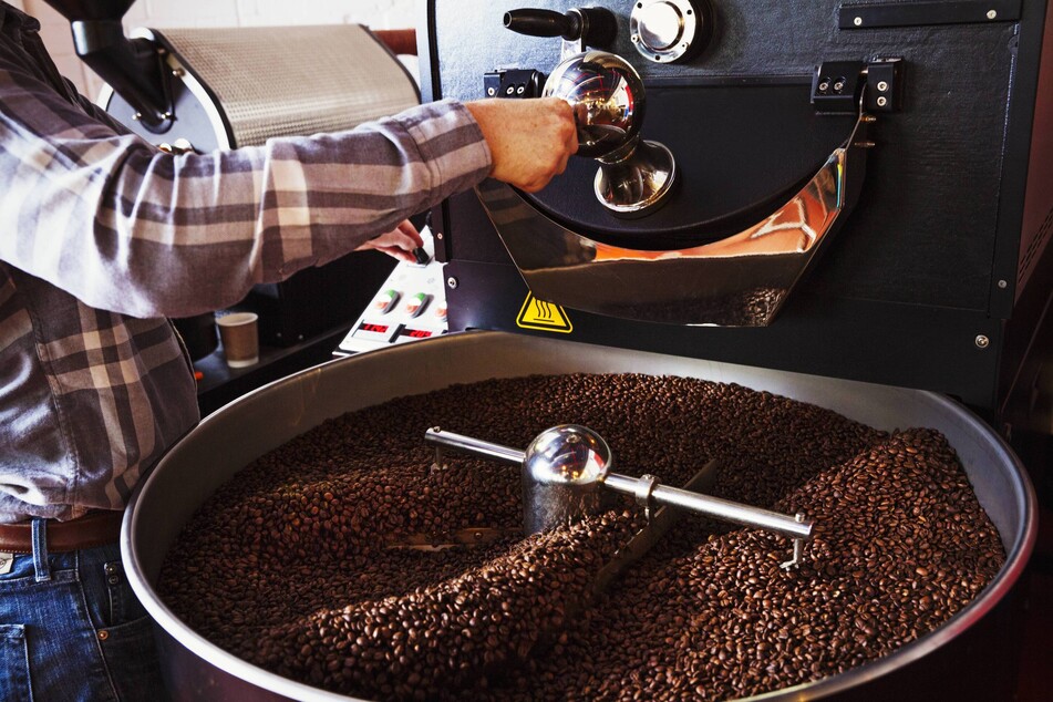 You don't need crazily expensive specialist equipment to roast coffee at home.