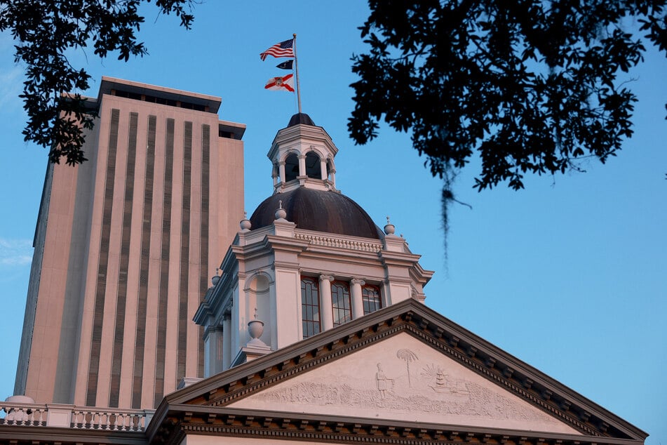 A bill that included an amendment to outlaw marriage between first cousins in Florida failed to pass in the state Senate.
