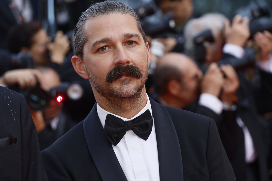 Actor Shia LaBeouf was seen shouting at a woman near him at a restaurant in Rome.