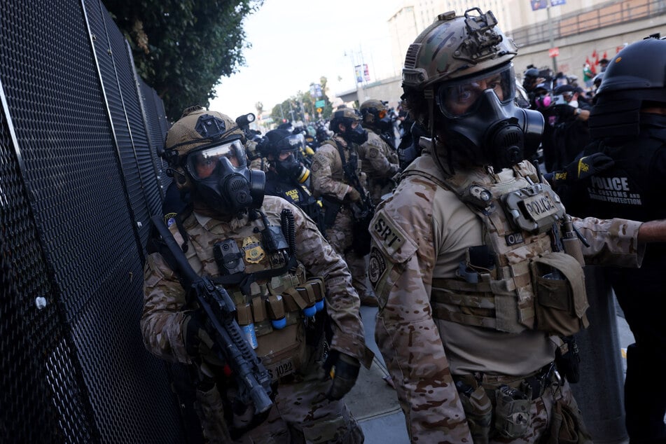 No Kings protesters in LA attacked and gassed by police in shocking escalation