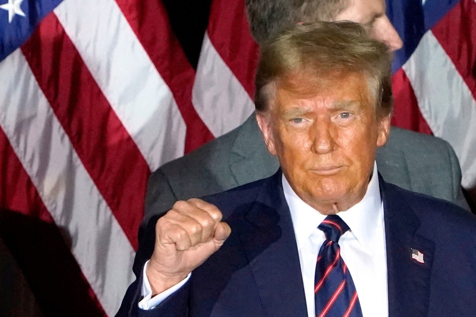 Donald Trump takes stand for brief testimony at E. Jean Carroll trial: "This is not America"
