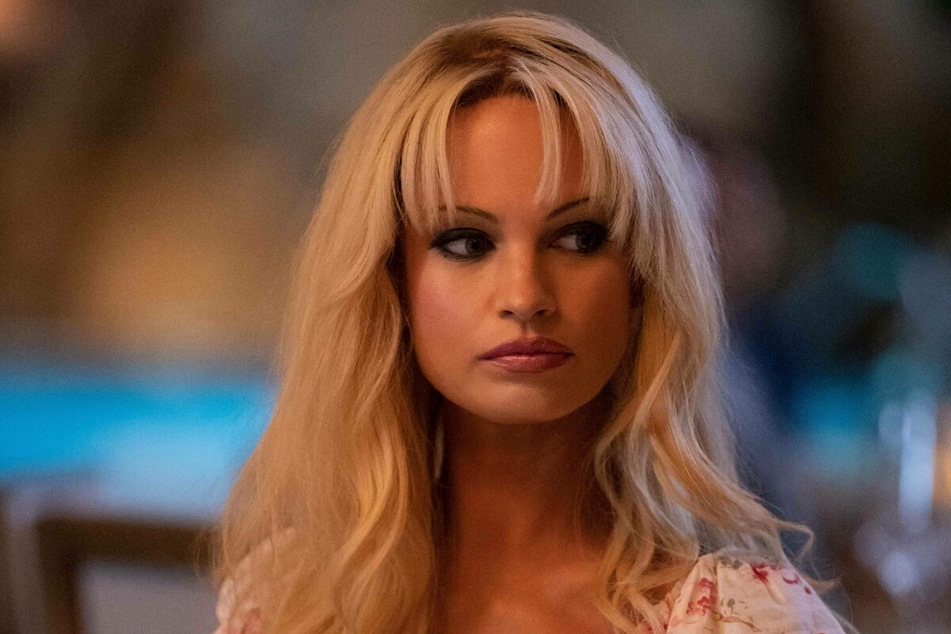 In the episode, Pamela in Wonderland, Pamela recounts her early career days and defends her reasoning for making the sex tape.